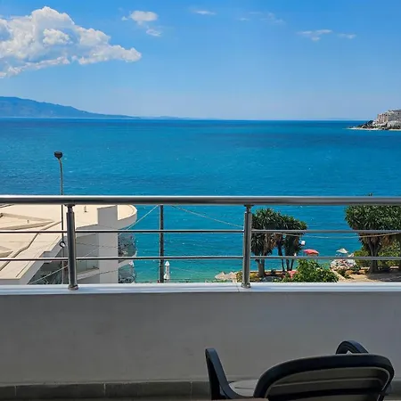 Roxhela Sarandë