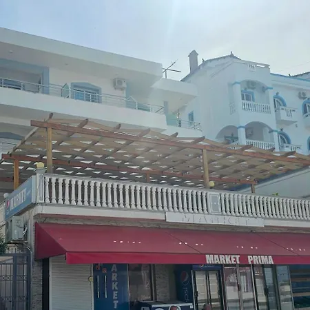 Roxhela Sarandë